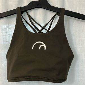 Lululemon active bra